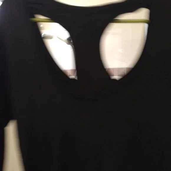 GUESS FITTED LONG SLEEVE TSHIRT - Picture 3 of 4